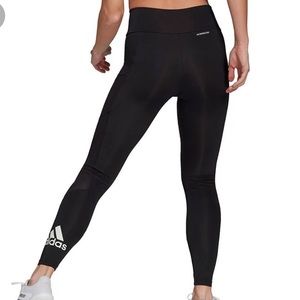 Adidas legging with phone pocket and logo